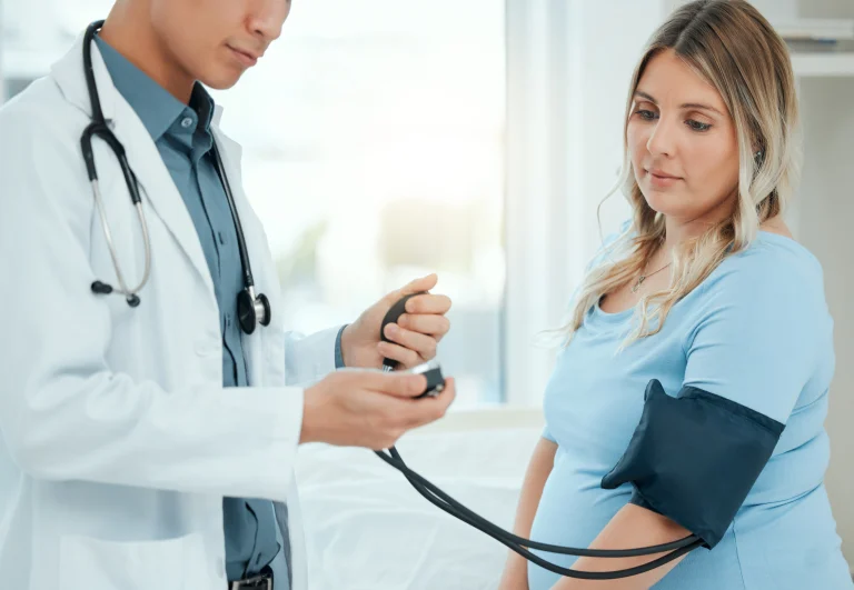 Kadın Check Up Universay Didim Hastanesi Check Up Paketi