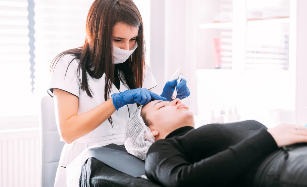 Mezoterapi Nedir Hangi Durumlarda Uygulanır Universay Didim Hastanesi